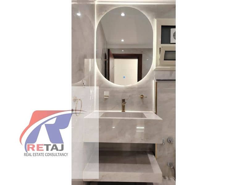 8 37cf7db9-acd3-43db-bfee-84623ffde9f6. jfif. jpg