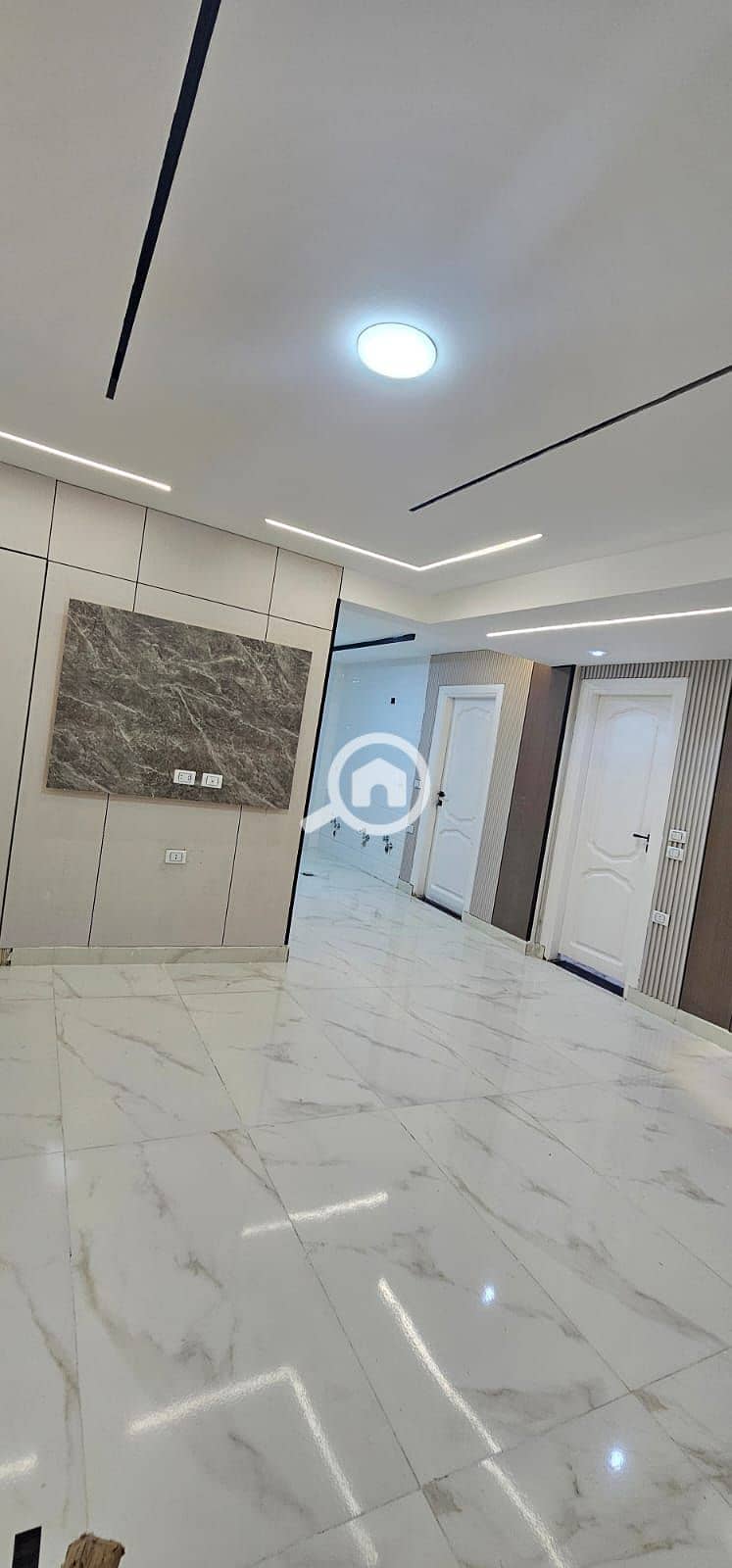 5 9605a177-3443-40f0-a9b3-5c03d0e8b3ad. jpg