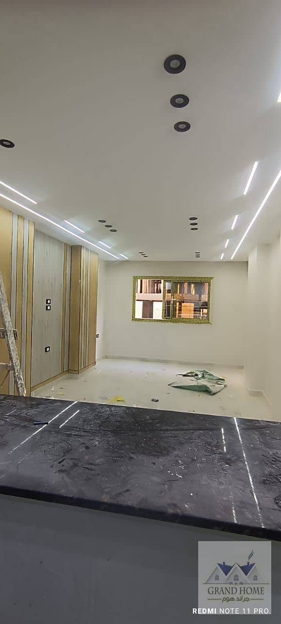 2 7fec1272-391c-4b9b-bd92-bde54e021407. jpg