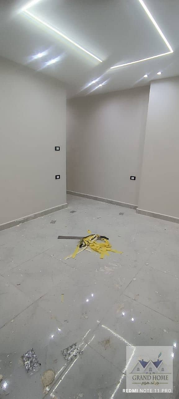 6 0779e18e-ea36-42d3-b104-6ff4fac5c9c0. jpg