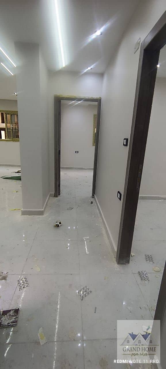 8 b47ecf86-b434-4289-ad05-99fff9e5f6c3. jpg