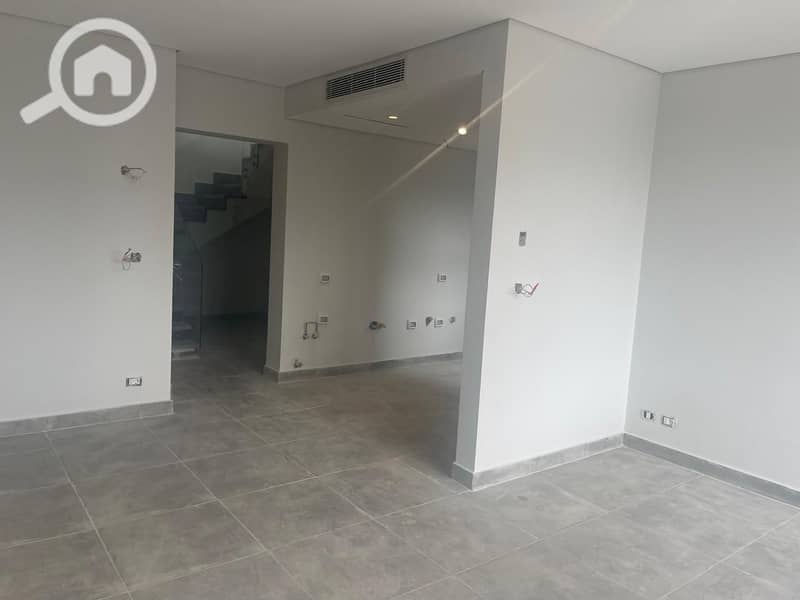 8 WhatsApp Image 2026-01-15 at 11.47. 25 AM. jpeg