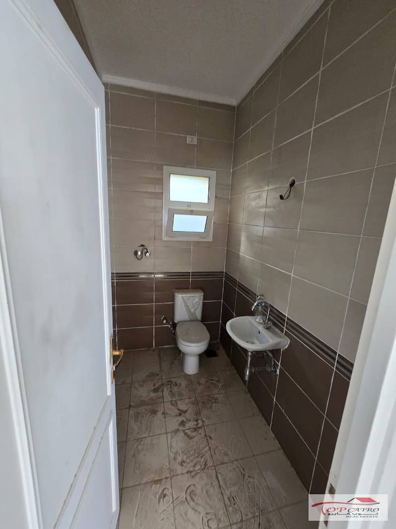 3 WhatsApp Image 2025-11-22 at 1.48. 12 PM. jpeg