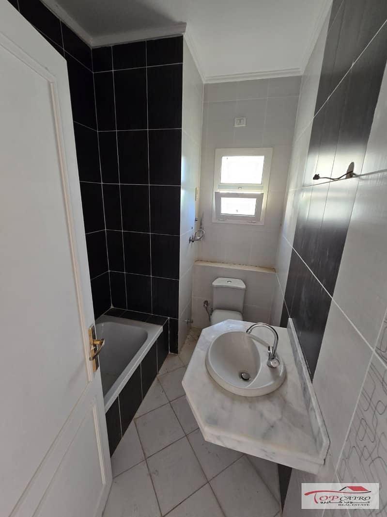 12 WhatsApp Image 2025-11-22 at 1.48. 07 PM. jpeg