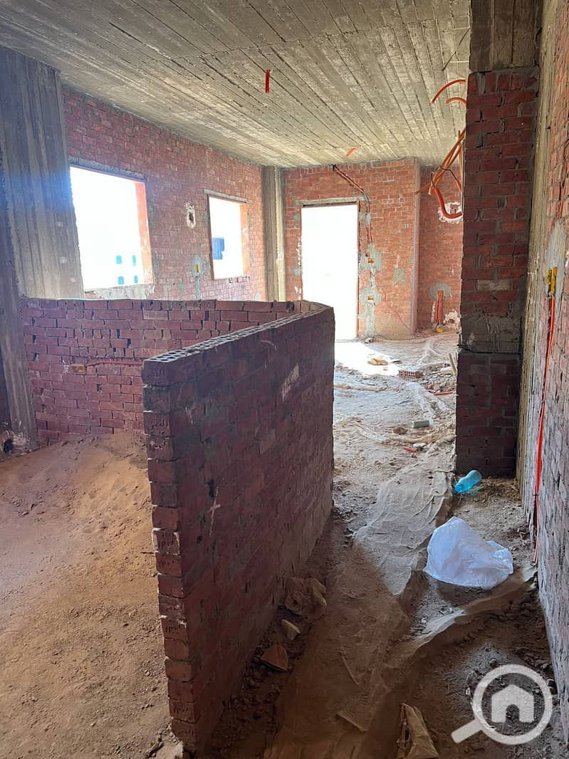 3 06f5882f-f271-4788-a84f-c2d5bf42e734. jpg