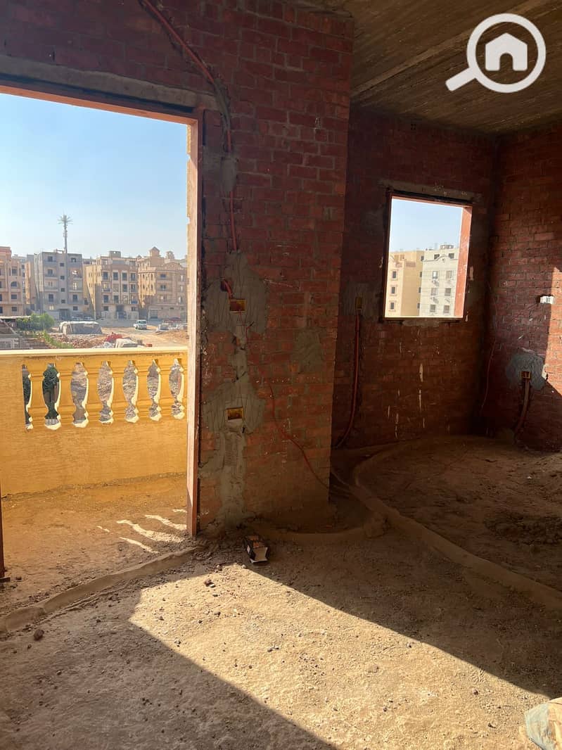 4 99c0a9d1-7918-4cf4-b94f-48d47f939919. jpg