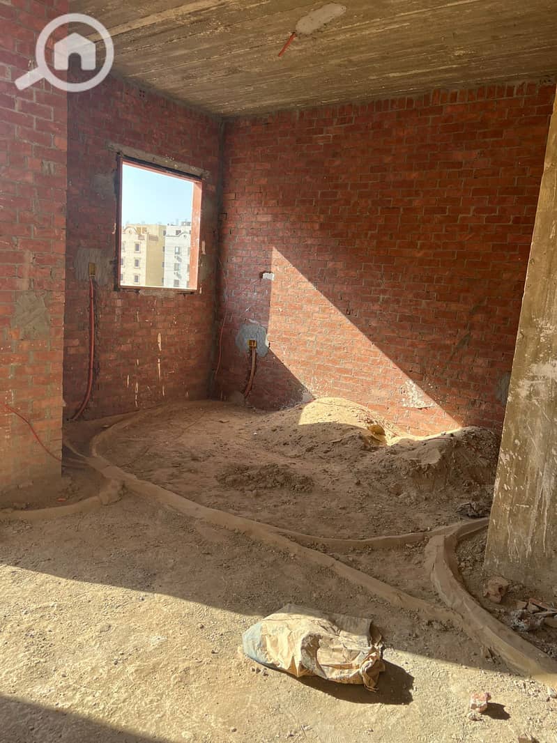 8 a1d64da3-90ec-4174-aa8e-c0b8f351f5a9. jpg