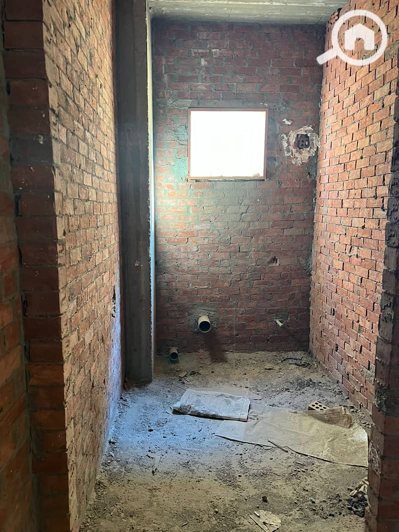 10 af1958e0-3b34-4bee-9f21-9bde8b4fe55a. jpg