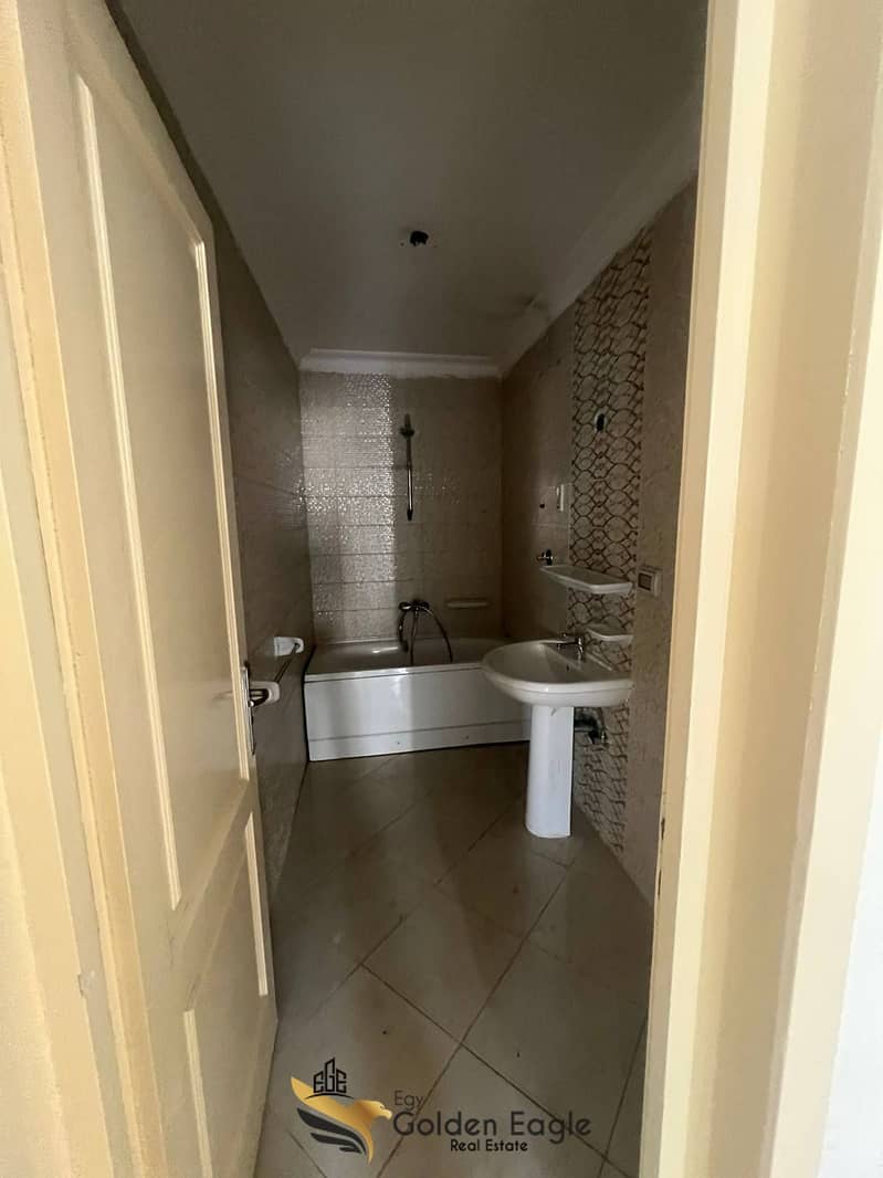 10 615404170_1556206882276505_3696359600214483171_n. jpg