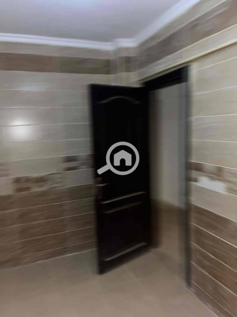 4 09efa47e-5d08-4e97-8bb7-772ed5dc0f40. jpg