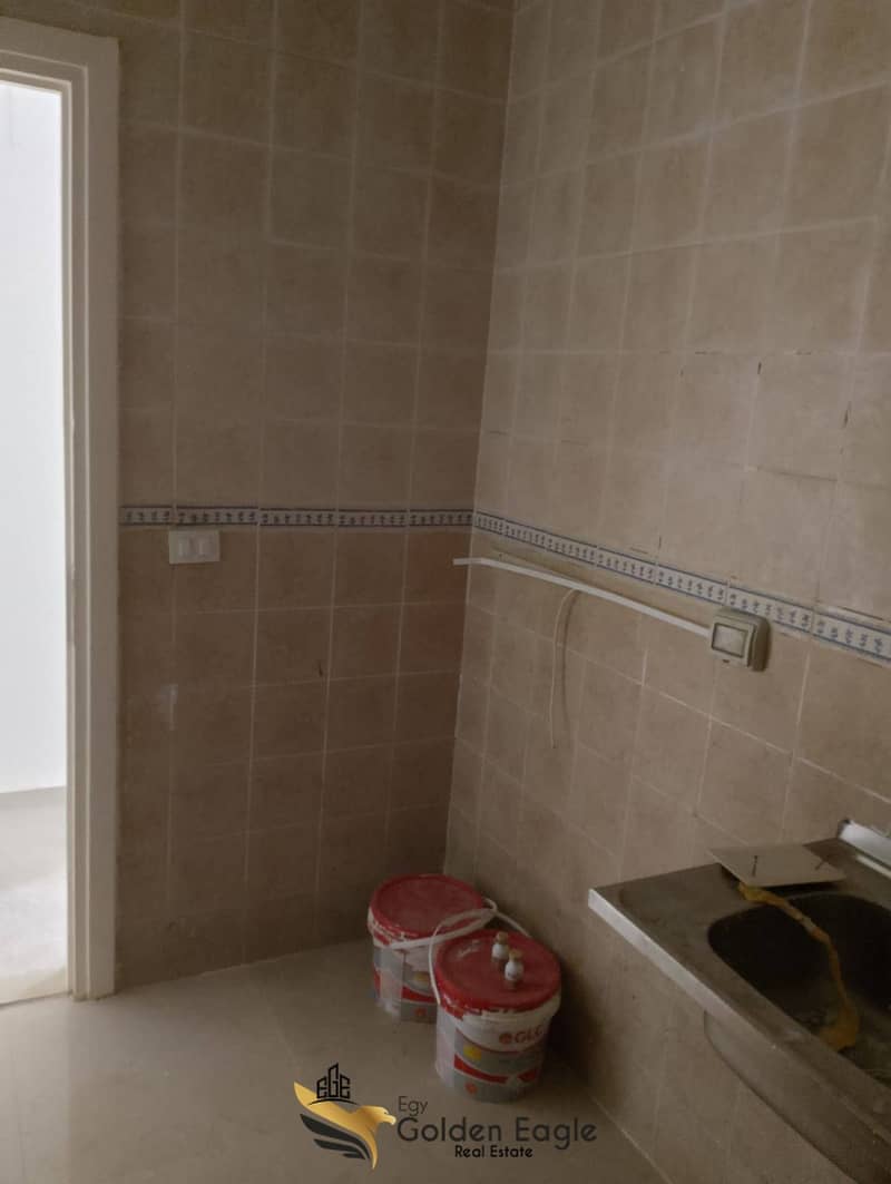 6 615834531_1560405078523352_3020473124925005199_n. jpg