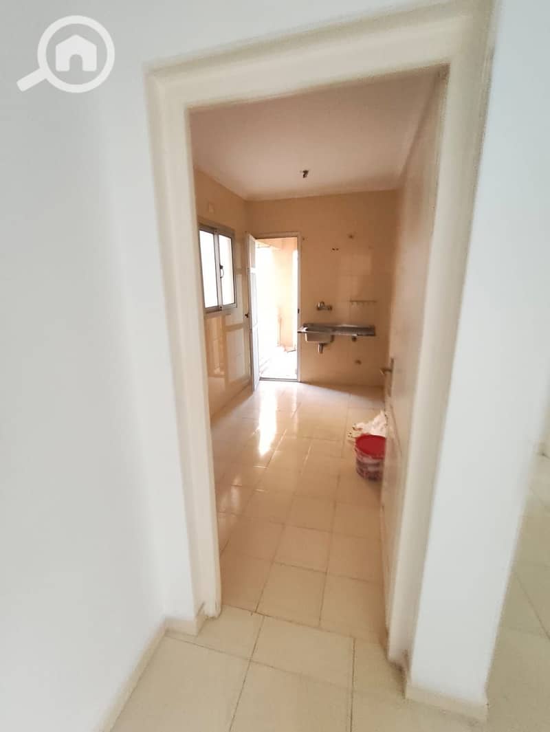 14 b6340cf8-f603-4cb6-bb19-9f9ef9d84399. jpg