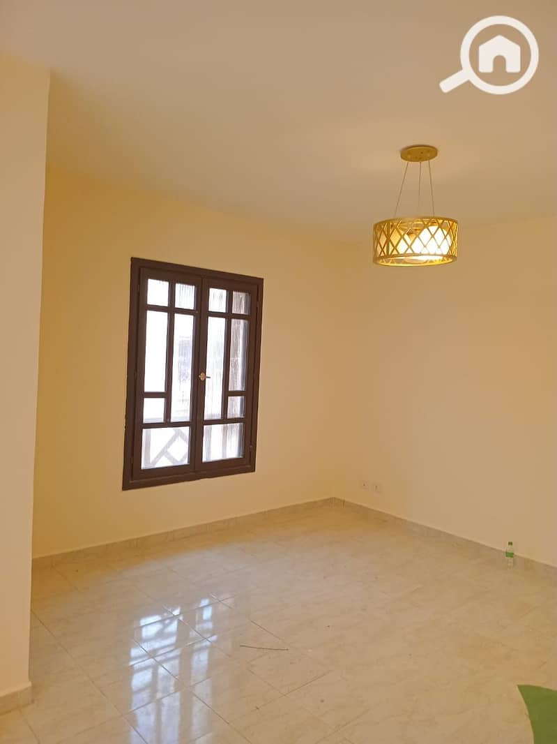 4 610dcc8f-7577-488a-be06-f1cbbaf18631. jpeg