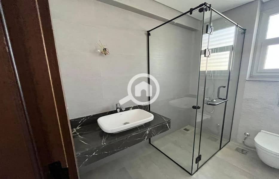 6 WhatsApp Image 2025-11-20 at 12.50. 47 AM_1400x900. jpg