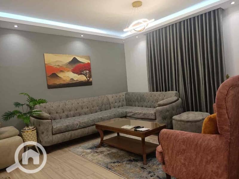 2 bd826567-1e8b-4dd7-b75b-142bc13de68b. jpg