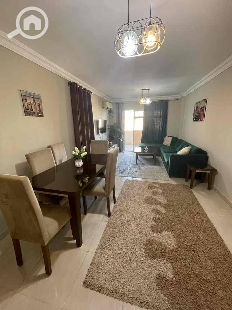 2 7c3ca158-1d54-47b9-981a-36a8875d85e8. jpg