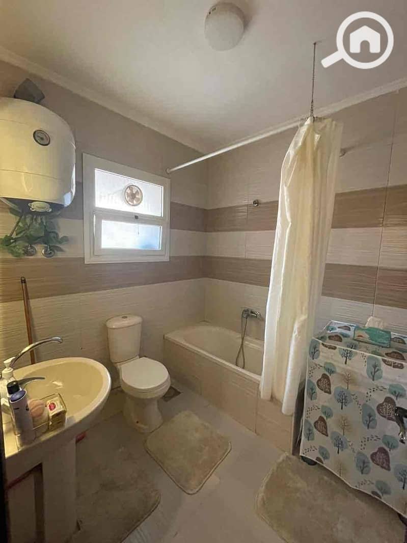 11 31d7ec0a-88b4-4367-a2e9-da876018ef6b. jpg