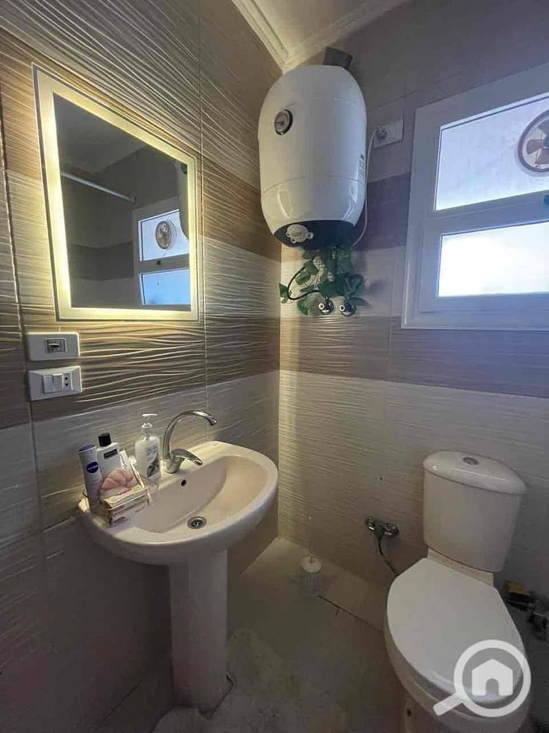 14 33513e81-80a4-4c90-bfeb-9d0d397a68fc. jpg