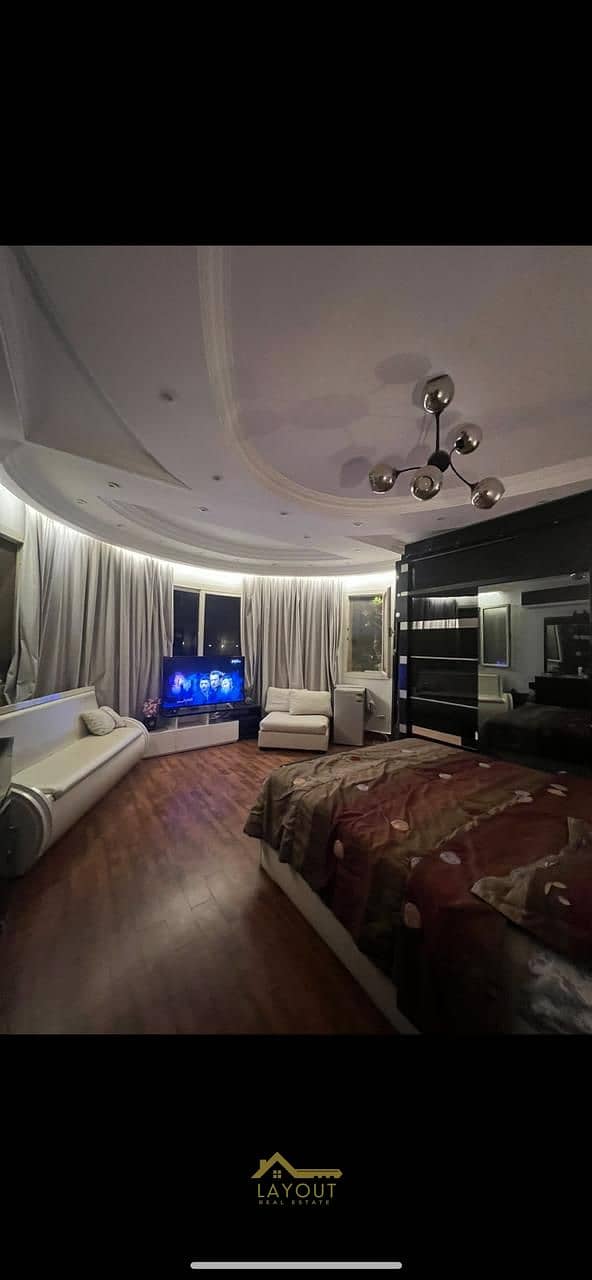 3 Untitledsdfsdv. jpg