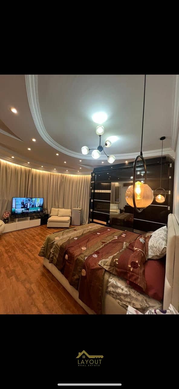 4 Untitleddssdf. jpg