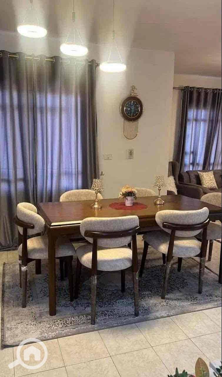 13 c2ae89f0-0c9b-43fe-baa2-c9b4e049773f. jpg