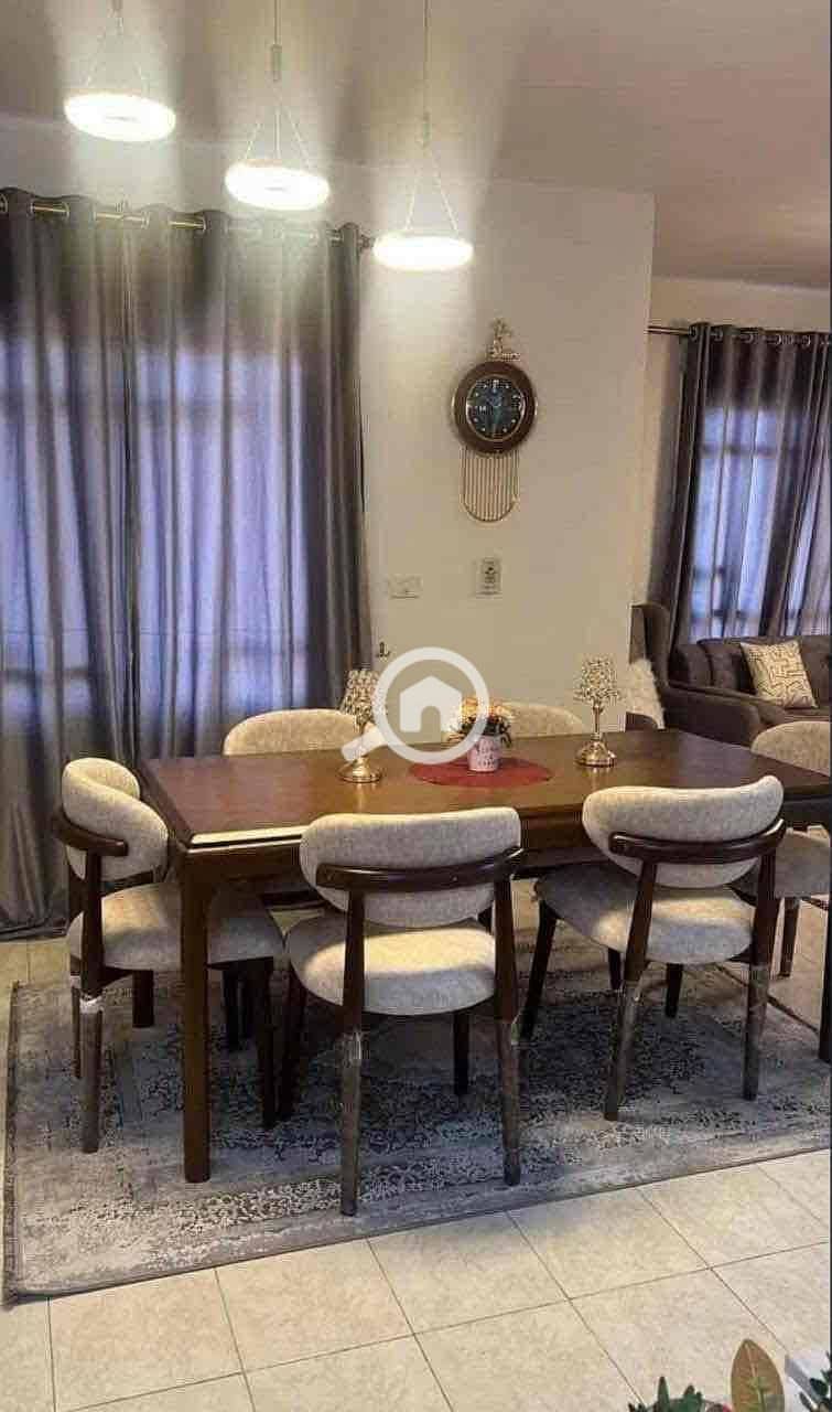 15 92ba654d-4d91-417e-9fac-5e791b384a46. jpg