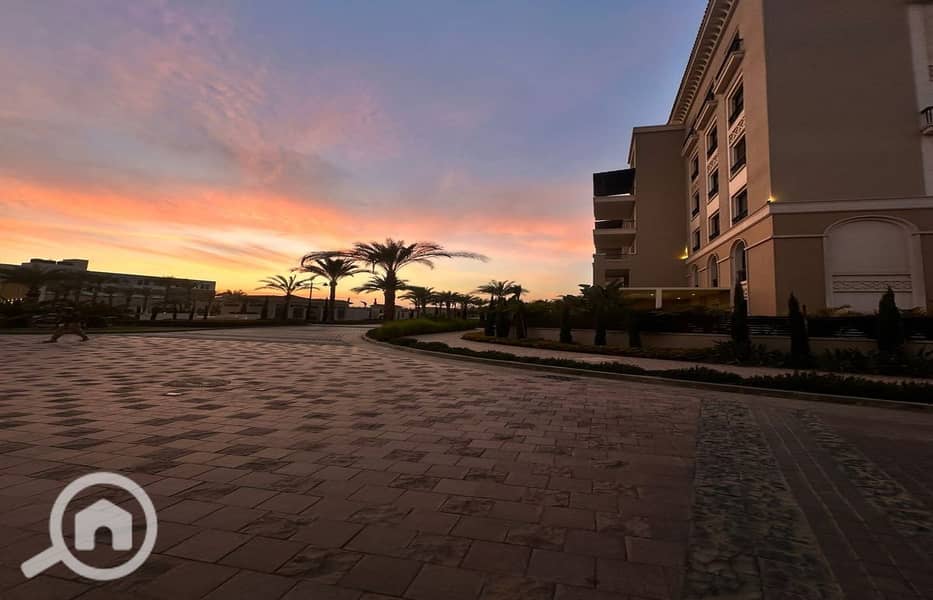 10 380401ad-3f15-4aa5-9db3-e0f51b9e71b6_1400x900. jpg