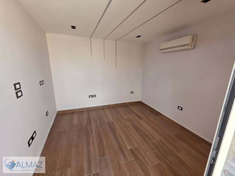 5 WhatsApp Image 2026-01-17 at 1.15. 25 PM (1). jpeg