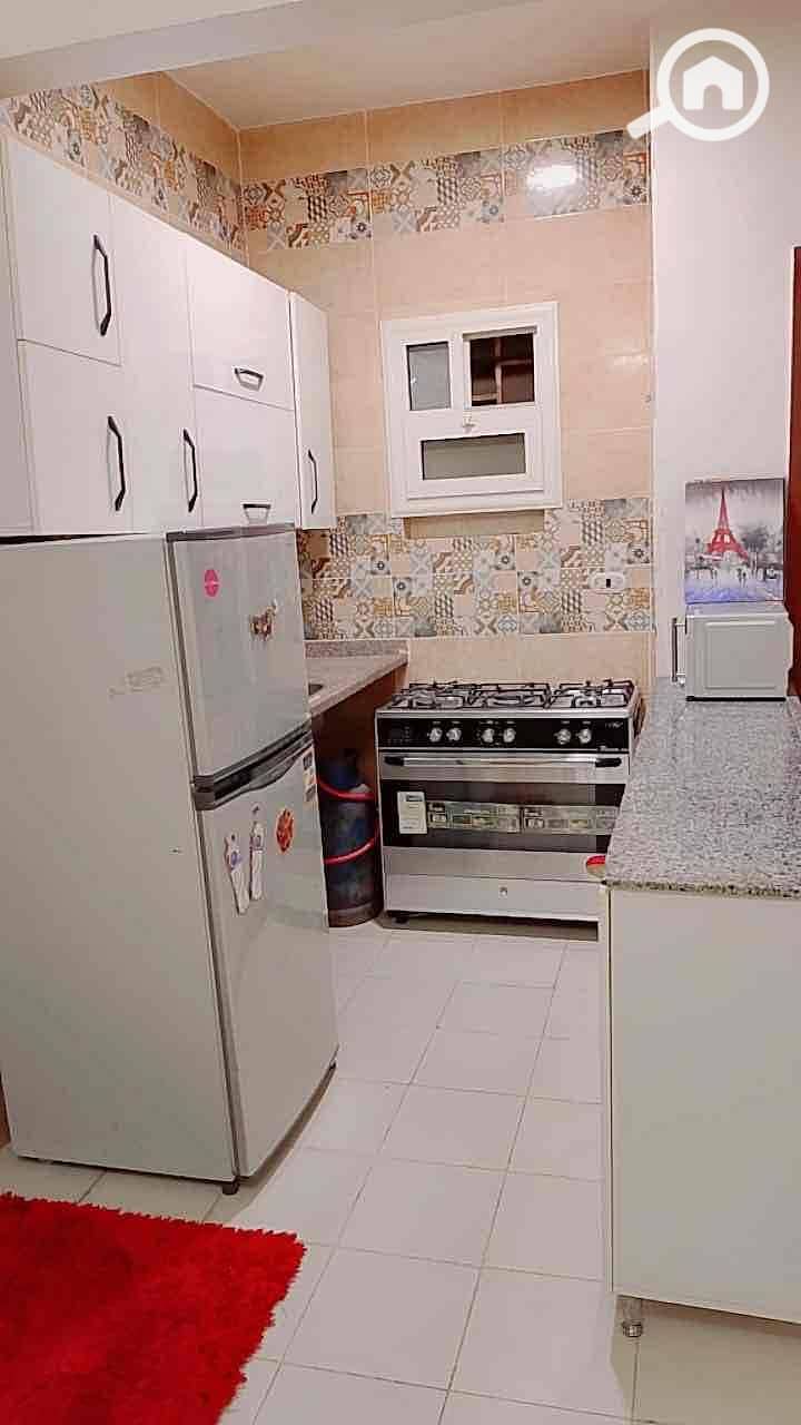 7 d8fa0f8c-b781-4b39-a95c-9779cce86d6d. jpg