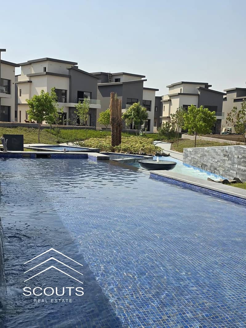 4 572759873_122269373084233445_3266135570756044633_n. jpg