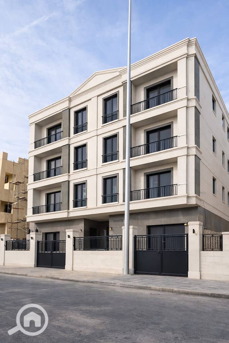 2 7f4a9857-d3d3-41c1-a274-63d5dff60bf2. jpg