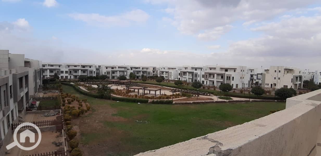 2 f09879f8-1cc4-4cf9-b76e-db269e77e226. jpg