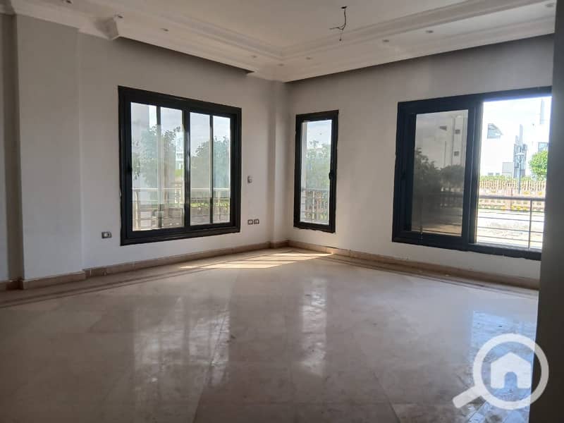 3 76eb3d5d-cce4-40ee-be38-11401d76c01a. jpg