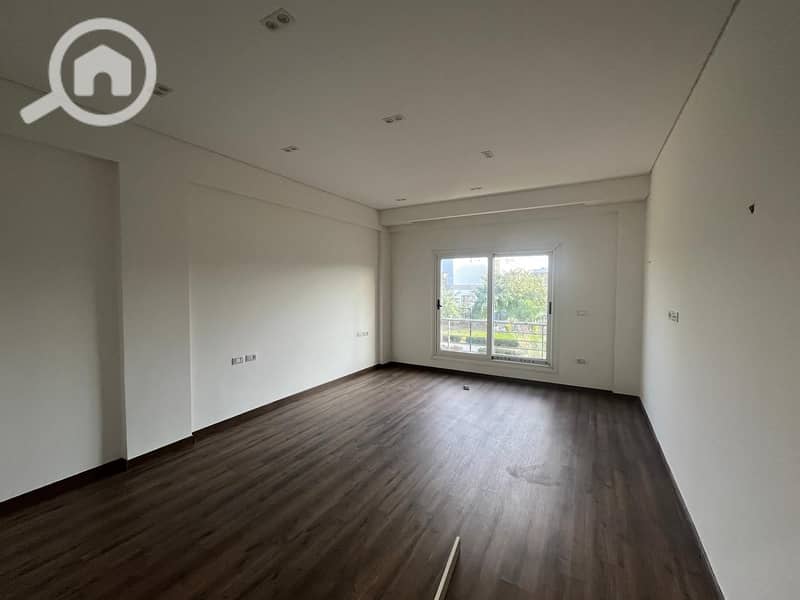 17 WhatsApp Image 2025-12-29 at 12.44. 34 PM. jpeg