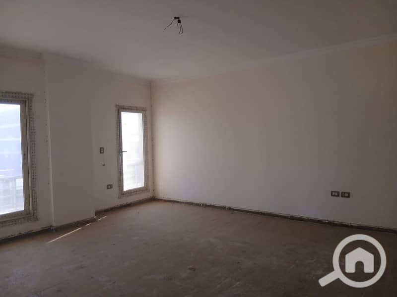 4 WhatsApp Image 2025-06-12 at 21.46. 42_6dfbb9e6. jpg