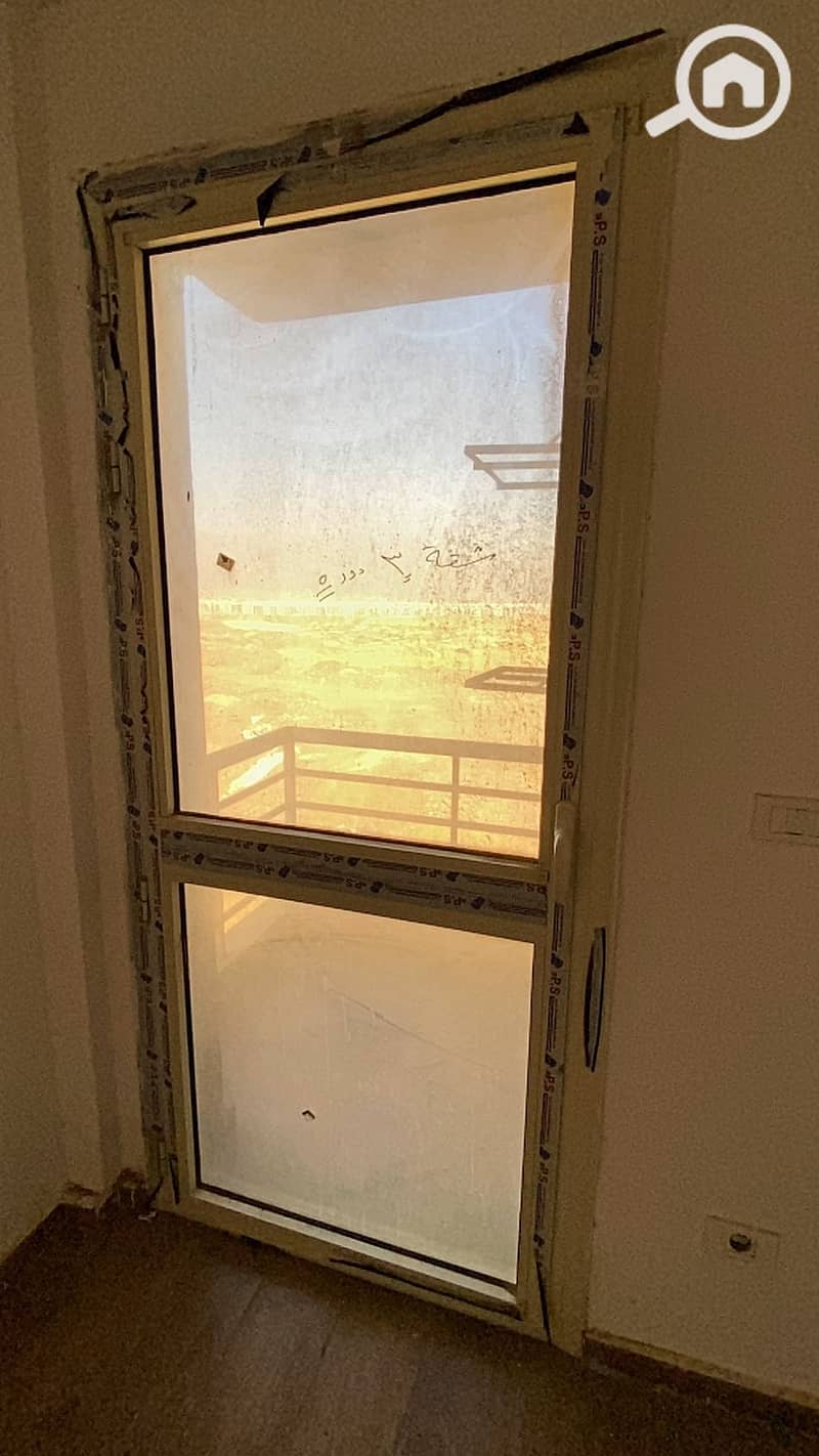 4 8b71b468-272e-4c7a-a2cd-0e89369a089b. jpg