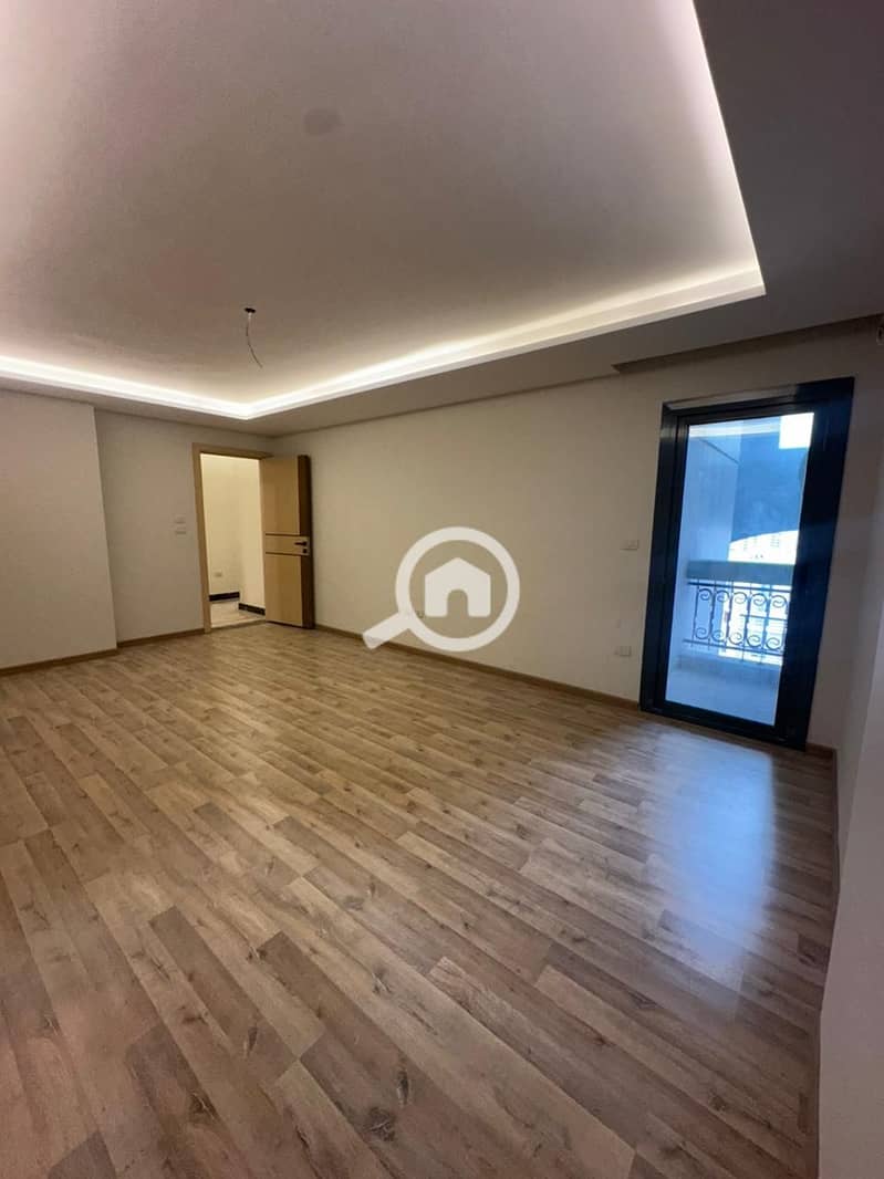 4 WhatsApp Image 2026-01-17 at 3.12. 01 AM. jpeg