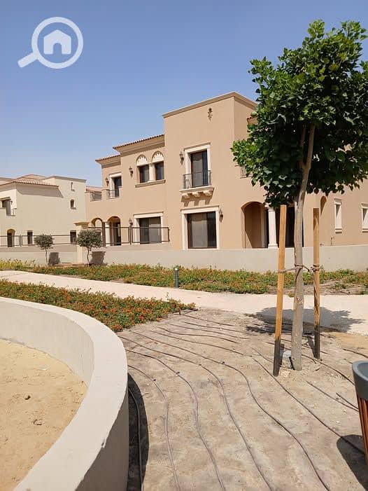 9 589058981_1352865446538622_1396175074088920960_n. jpg