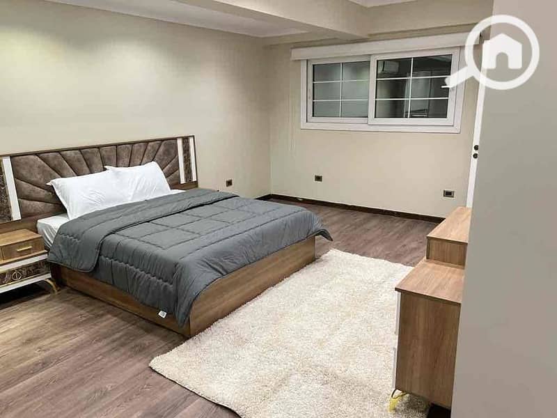 6 40fce69e-ebf0-4793-9561-7a7c4bf428cd. jpg