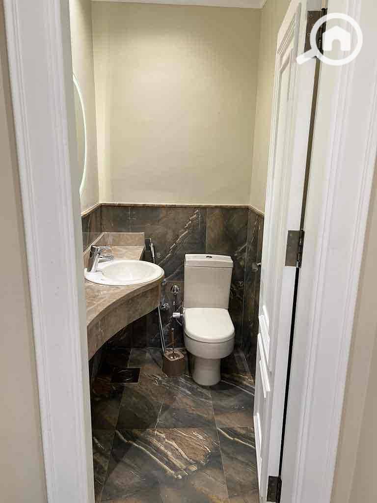 16 c5895184-c732-4d11-8370-ff40e853e6eb. jpg