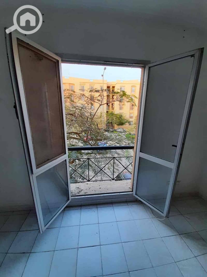 13 5c02bfba-0f97-47b6-a384-f166d0252c28. jpg