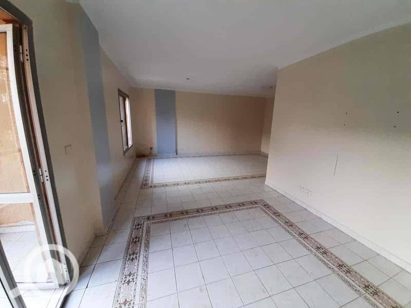 14 0c30023e-cd09-4500-9767-a3ed3b9a184c. jpg