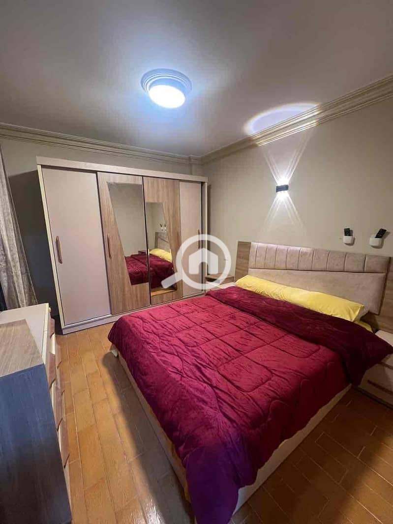 4 b559178e-a19b-4f93-9542-9bc7def50533. jpg