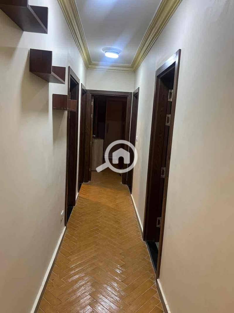 13 663049b0-4391-4b9b-99f8-3b29029eec08. jpg