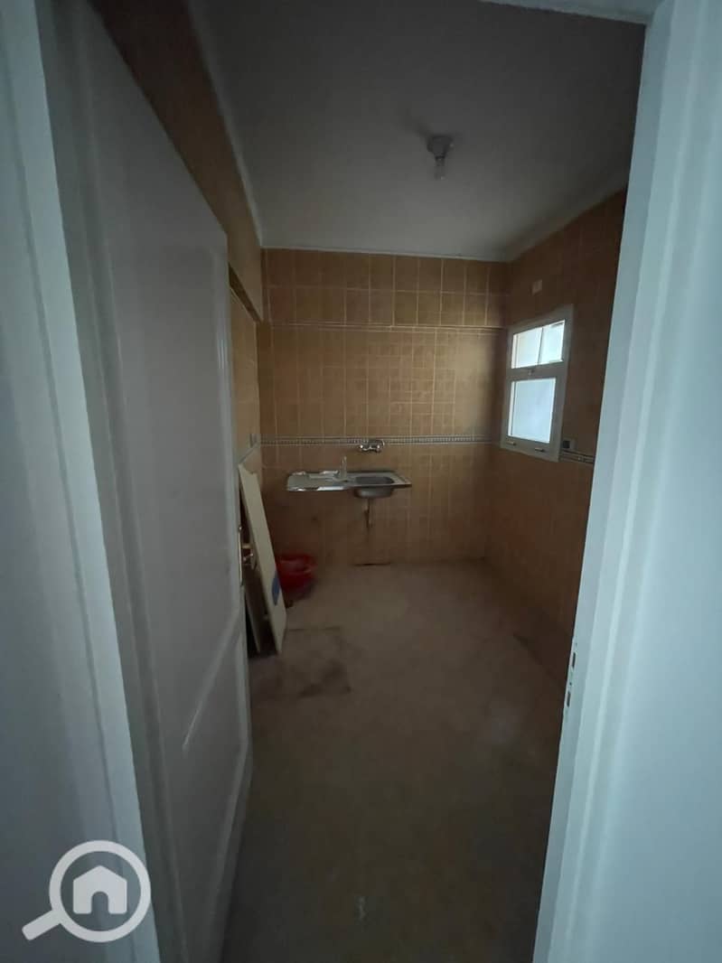 8 6c4db141-a241-47db-adf2-4b2a162d8ed7. jpeg