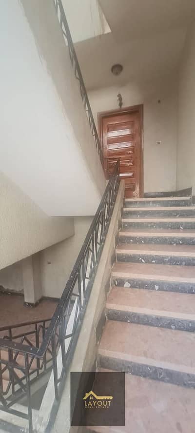 فیلا 11 غرف نوم للبيع في المقطم، القاهرة - ئير يء ئ. jpg