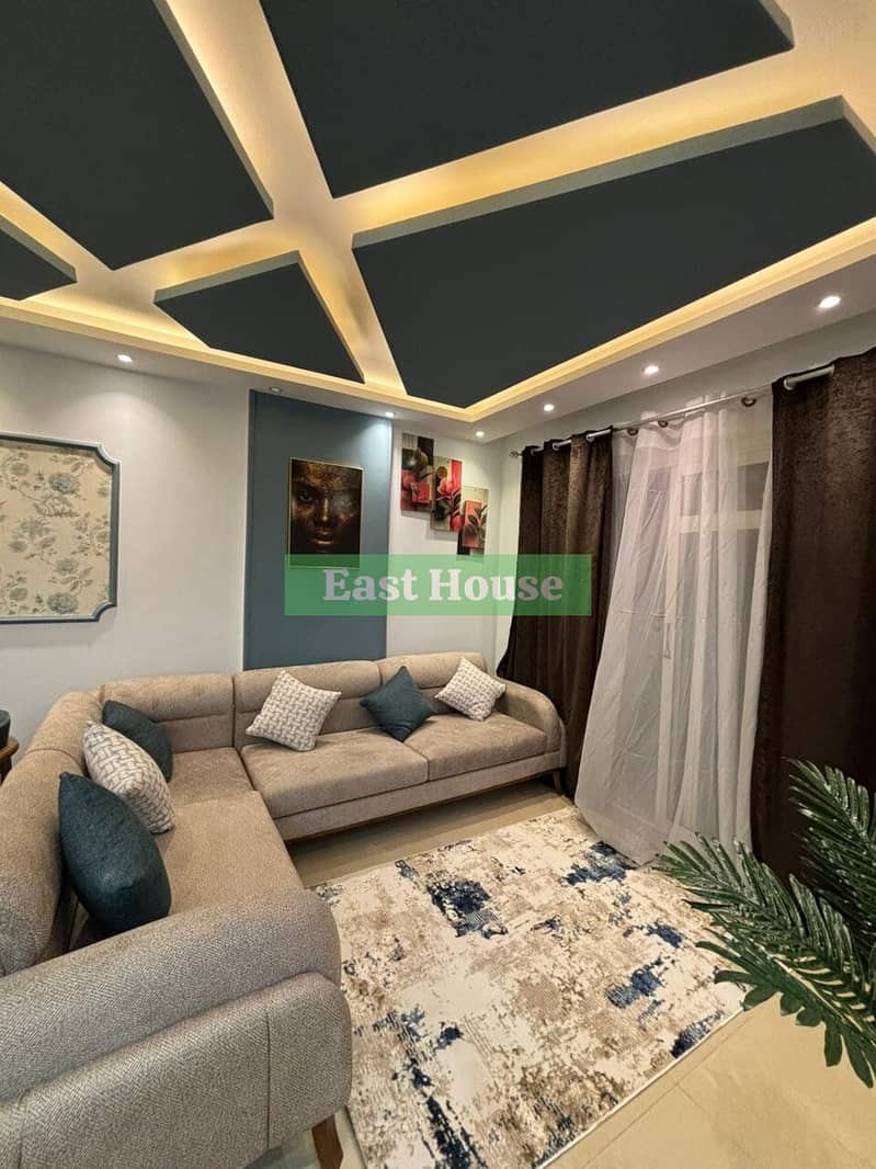 4 e39e4d3c-6855-43a1-a531-cdac0eb7c56a. jpg