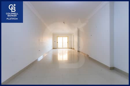 فلیٹ 3 غرف نوم للبيع في سان ستيفانو، الإسكندرية - 1. JPG