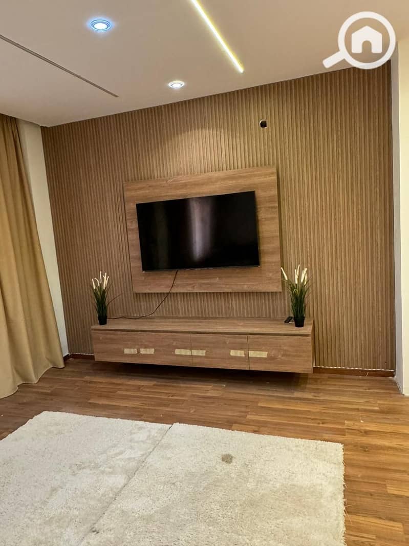 4 7661d579-0677-45c7-9625-29b3f55971cd. jpeg