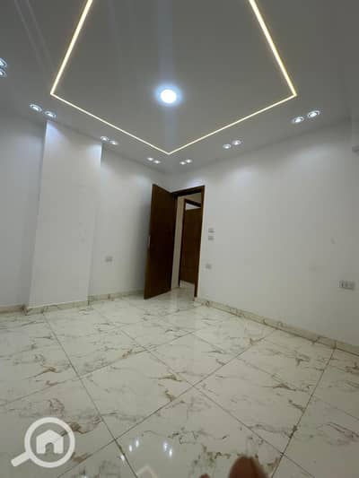 مکتب  للبيع في حدائق الاهرام، الجيزة - مجدى سليم للتطوير العقارى (3). jpg